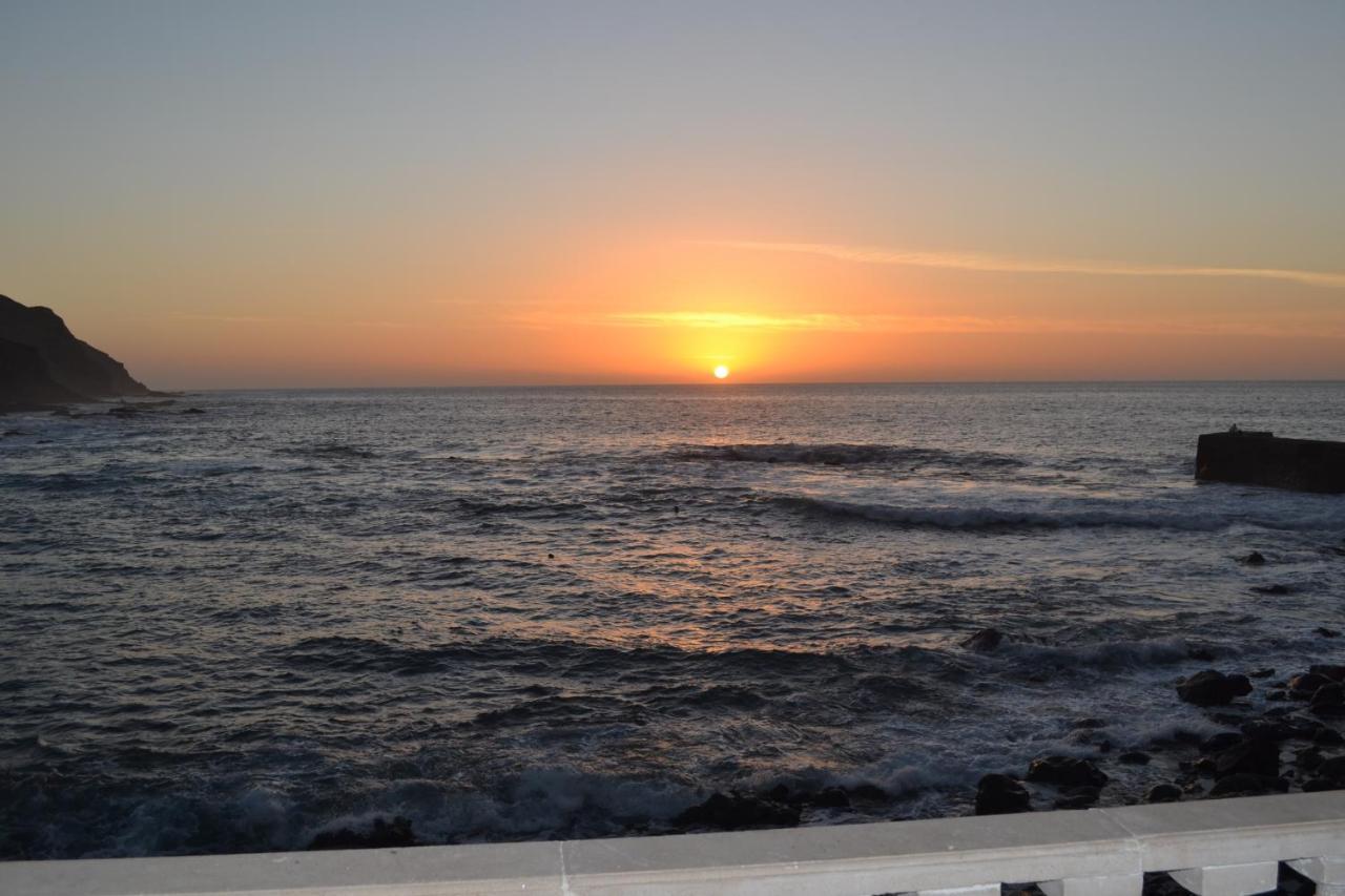 Sunset In The Atlantic Apartamentos Playa De Alojera Vallehermoso Exterior photo